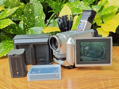 Vy1353607 videocamera - vy1353607,