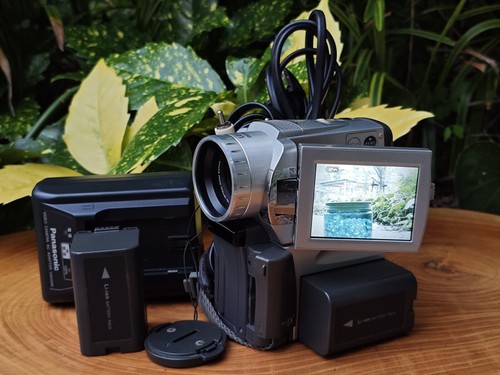 Videocamera vl1511498 - videocamera,